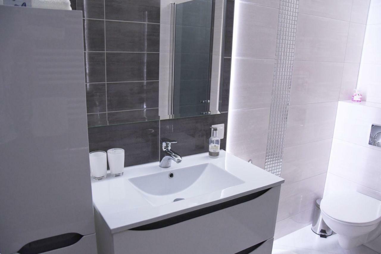 Apartament Wilga Park Krakow Ngoại thất bức ảnh